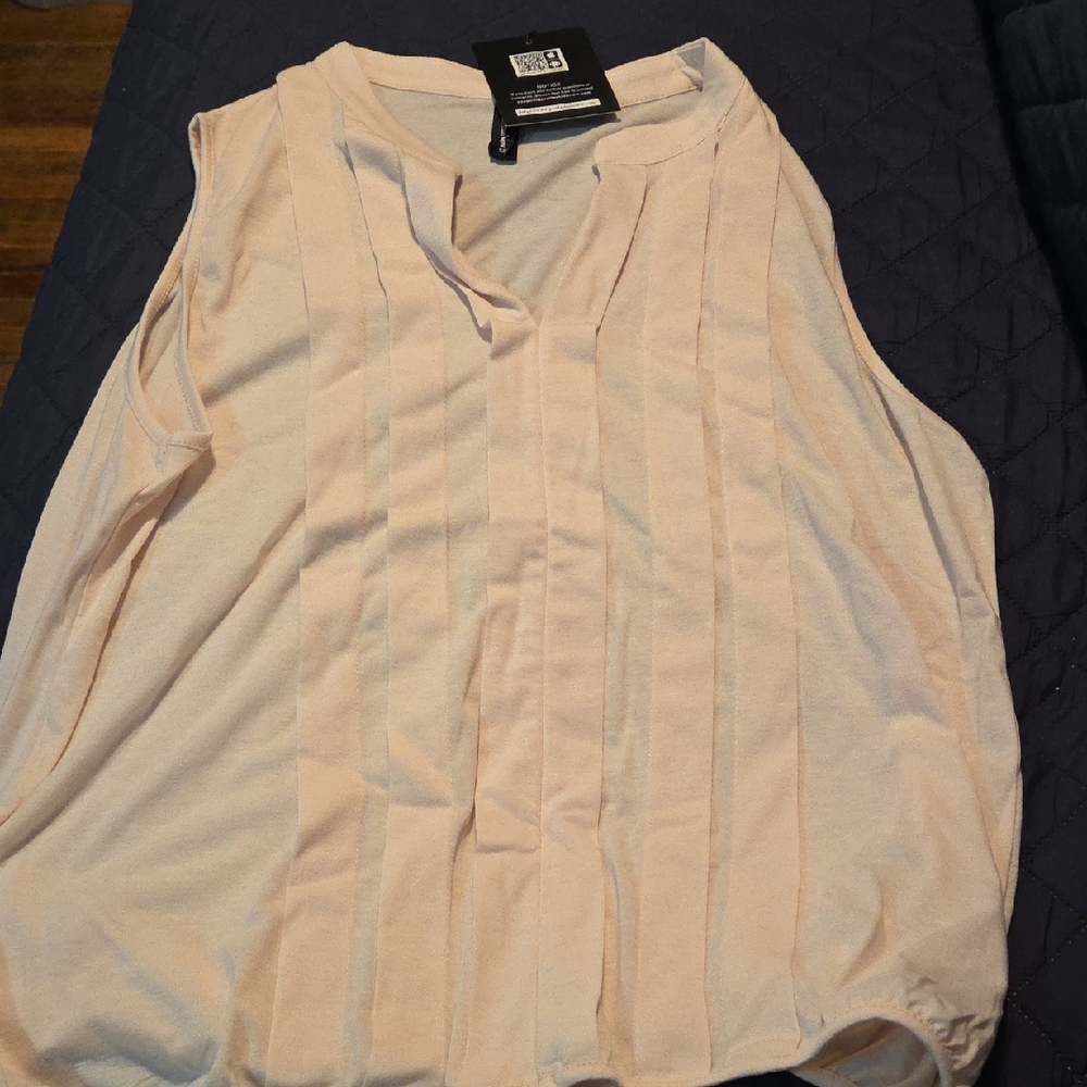 Just Fashion Now Elegant Women's Sleeveless Blouse in Apricot